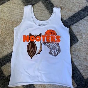 Hooters authentic basketball tank